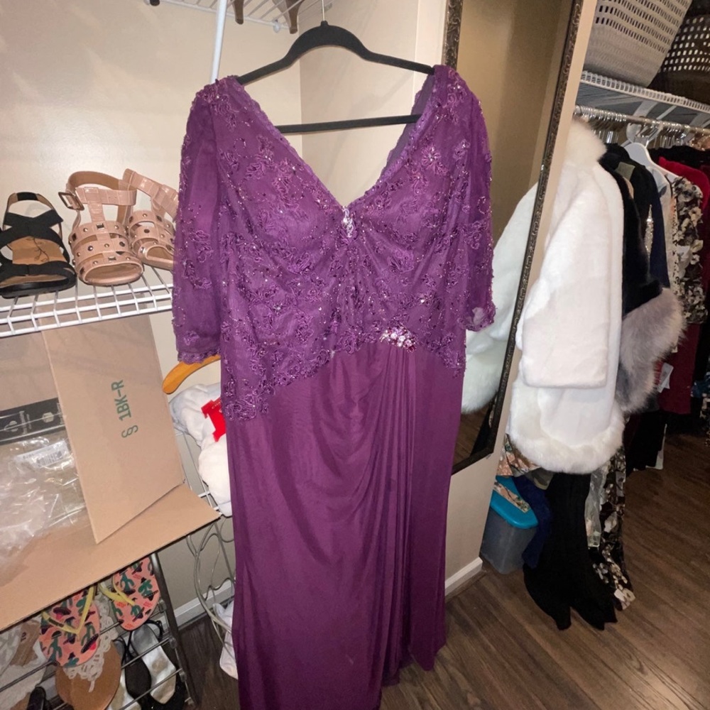 Plus size mother of the bride/ evening gown
